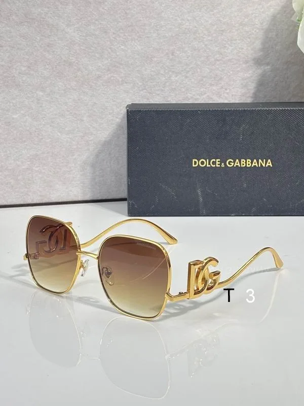 DG DG1497LB Gradient Round Sunglasses, catalog view 3, DG1497LB