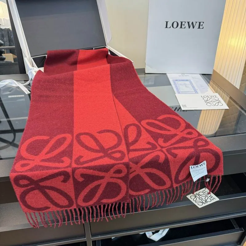 Loewe Scarf E50, source view 2, SKU E50
