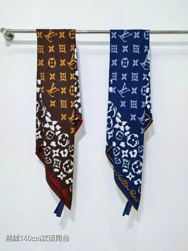 LV Scarf 140X140cm E43, source view 5, SKU 140X140cm