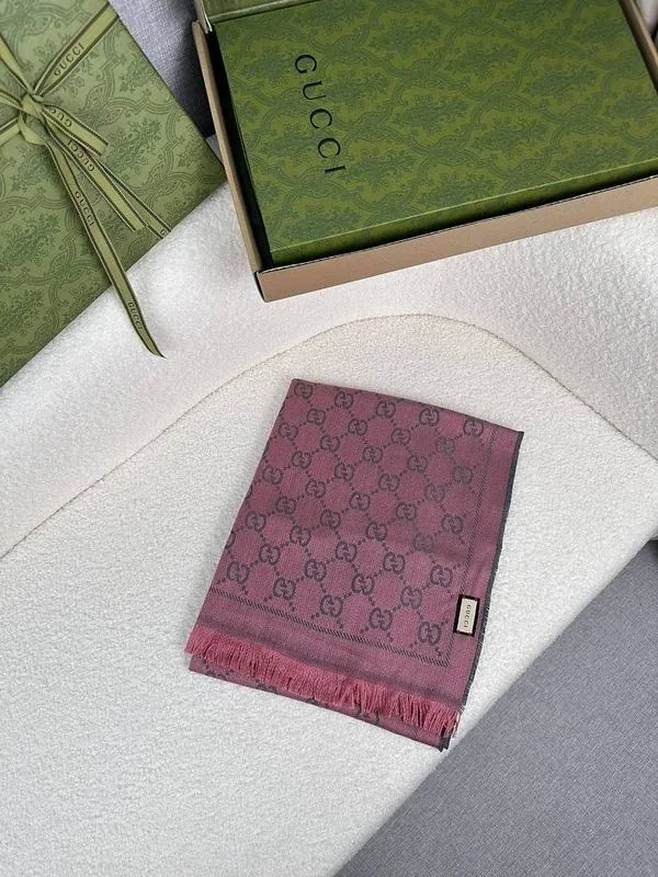 Gucci SRC4177046 Scarf, source view 3, SKU SRC4177046