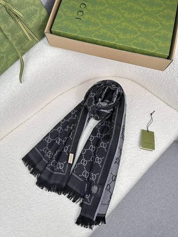 Gucci SRC4177046 Scarf, source view 4, SKU SRC4177046
