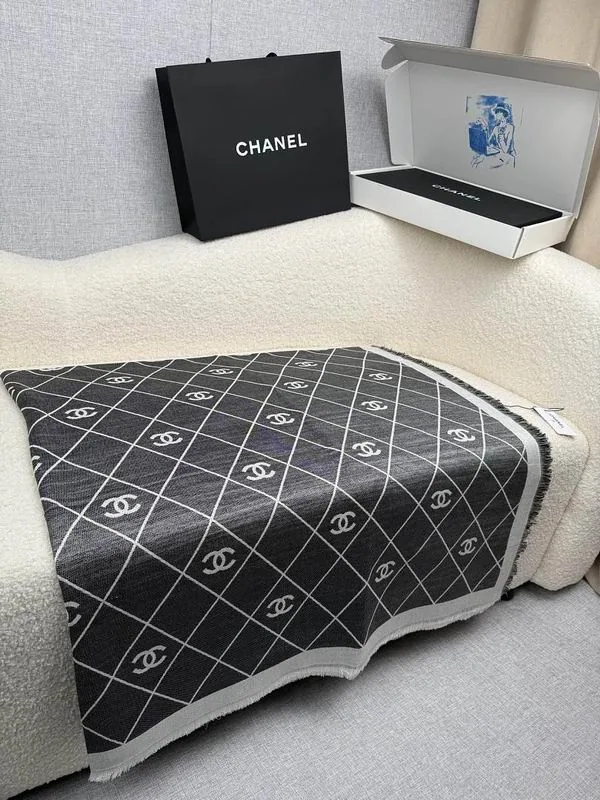 Chanel SRC4177469 Scarf, source view 2, SKU SRC4177469