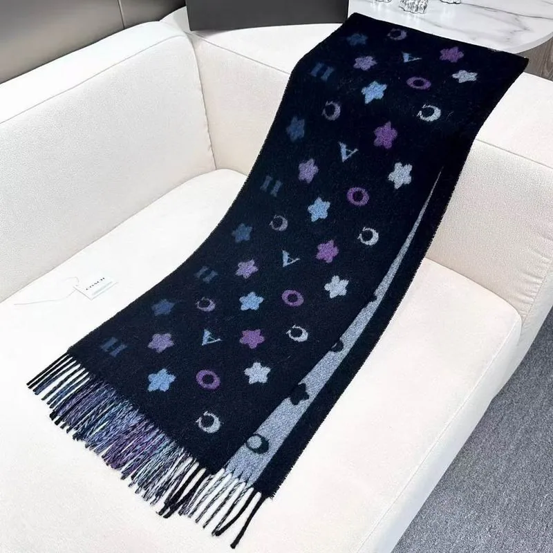 LV SRC4177549 Scarf, source view 3, SKU SRC4177549