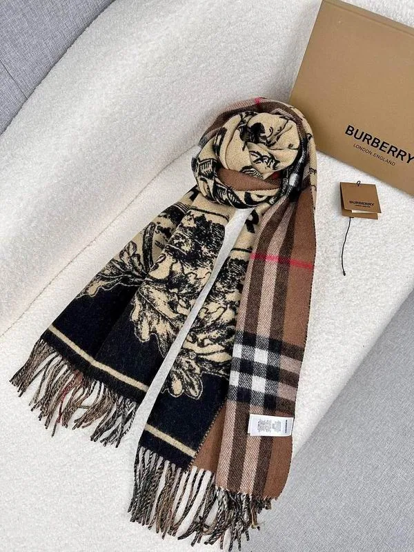 Burberry SRC4178168 Scarf, source view 1, SKU SRC4178168