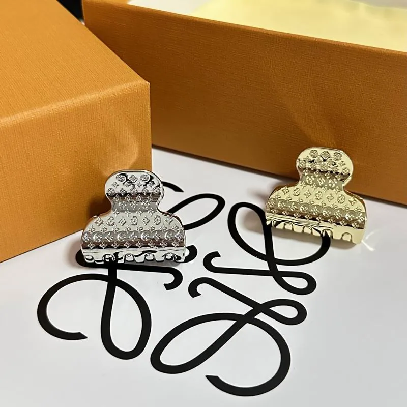 LV SRC4203594 Hair Accessory, source view 1, SKU SRC4203594