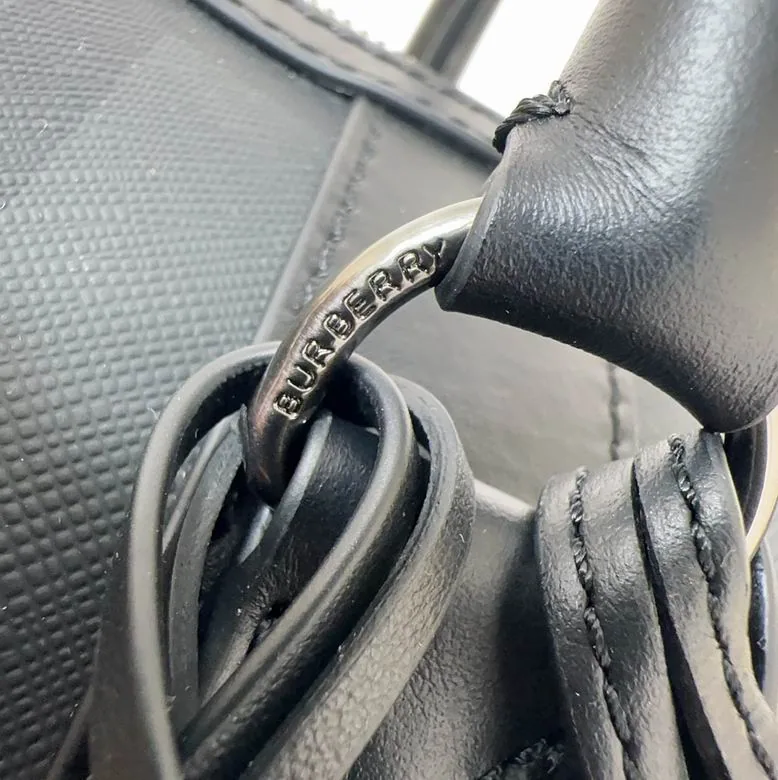 Burberry 083101 Grey Check Duffle Bag, catalog view 4, 083101-IQ