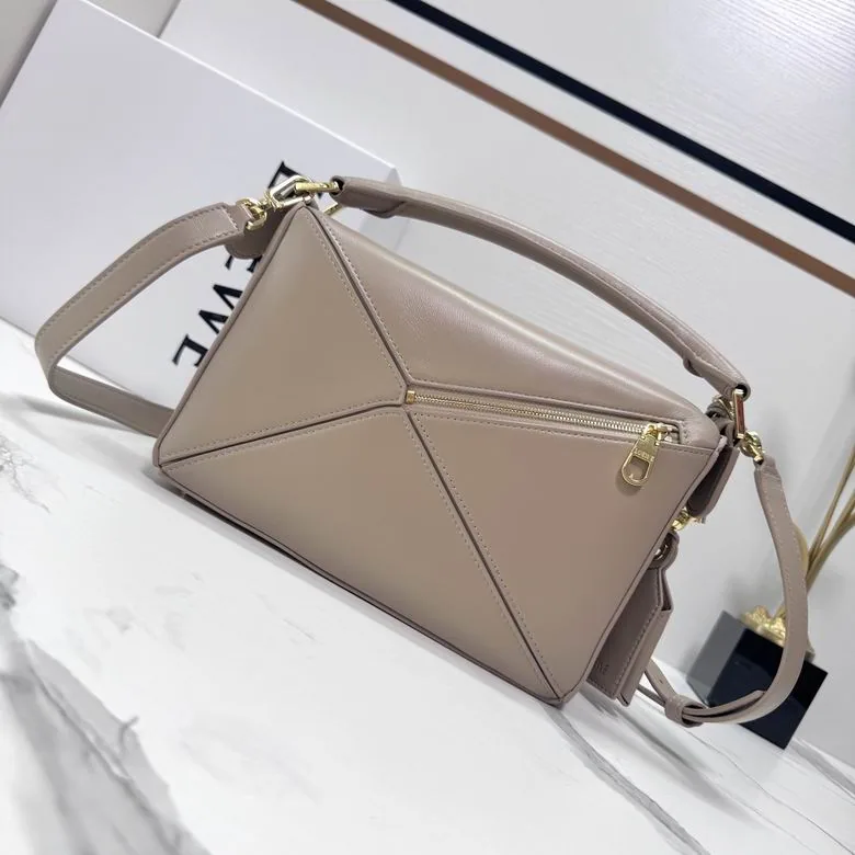 Loewe Featherlight Puzzle 062502 Taupe Shoulder Bag taupe geometric shoulder bag with top handle and detachable strap view 3