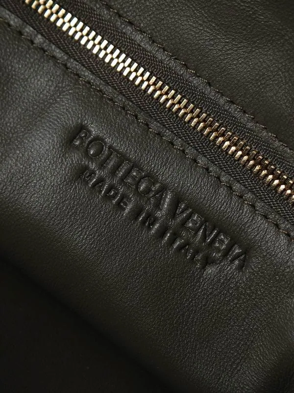 Bottega Veneta Hop 796262 Grey Shoulder Bag grey woven-look shoulder bag with curved hobo shape view 4