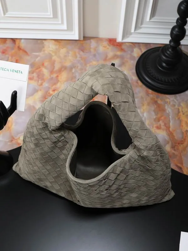 Bottega Veneta Hop 796262 Grey Shoulder Bag grey woven-look shoulder bag with curved hobo shape view 5