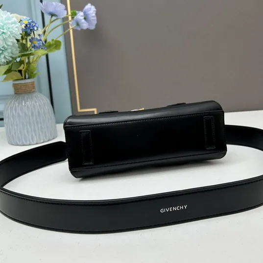 Givenchy SS23 Black Mini Shoulder Bag, catalog view 5, SS23