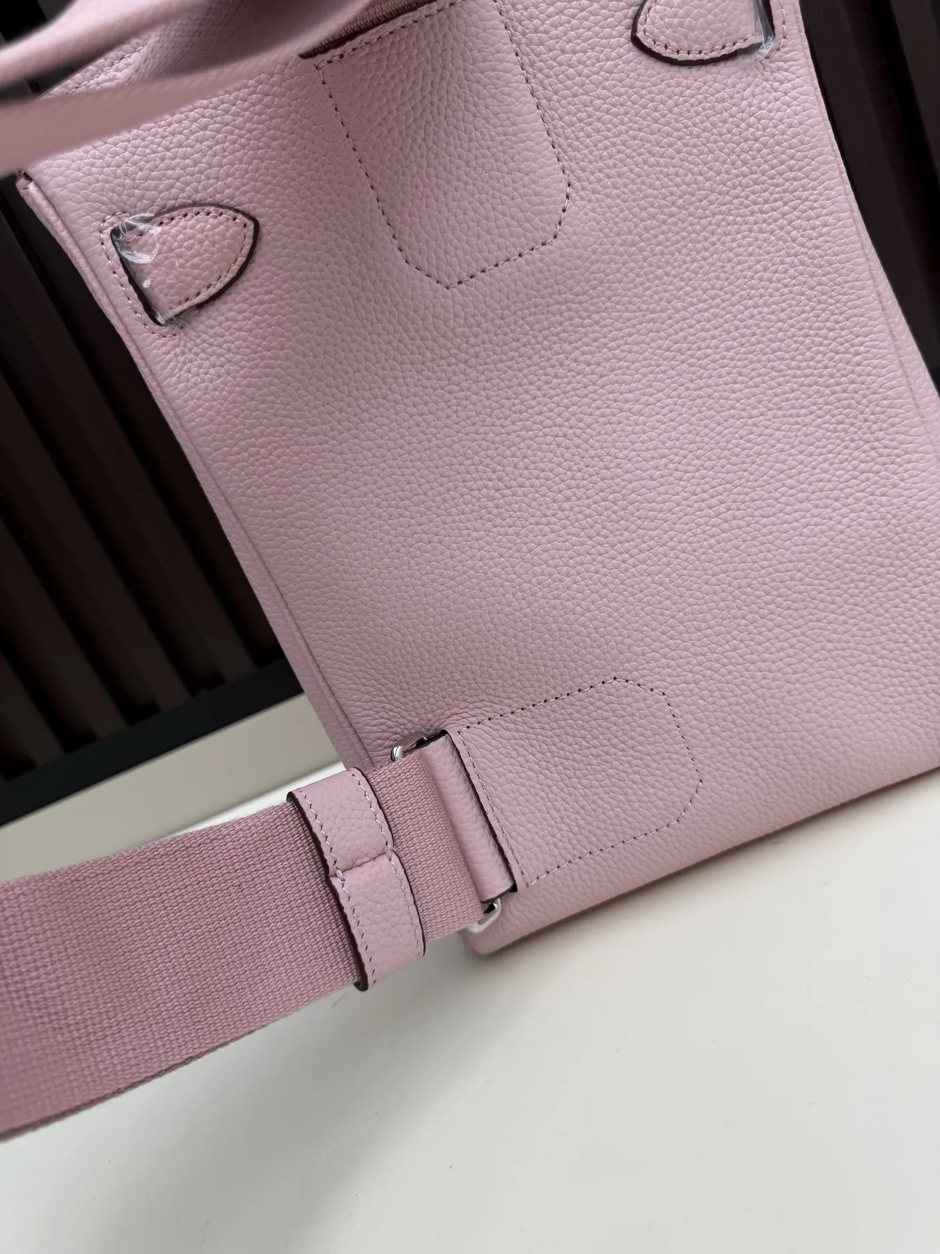 Hermes Birkin 19x27x8cm Pink Shoulder Bag, catalog view 4, Birkin-jj11