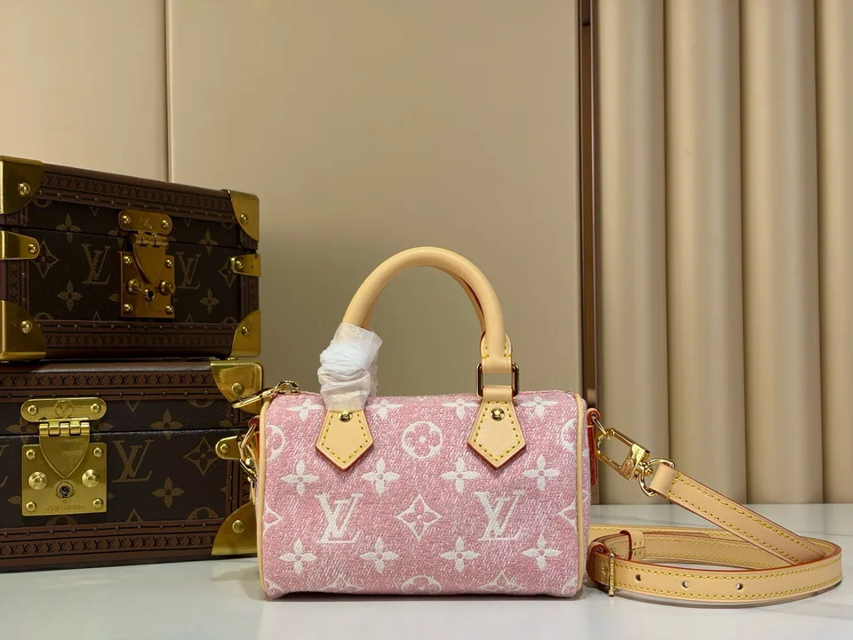 LV Trio Gray Monogram Crossbody Bag, catalog view 4, M28628-gf