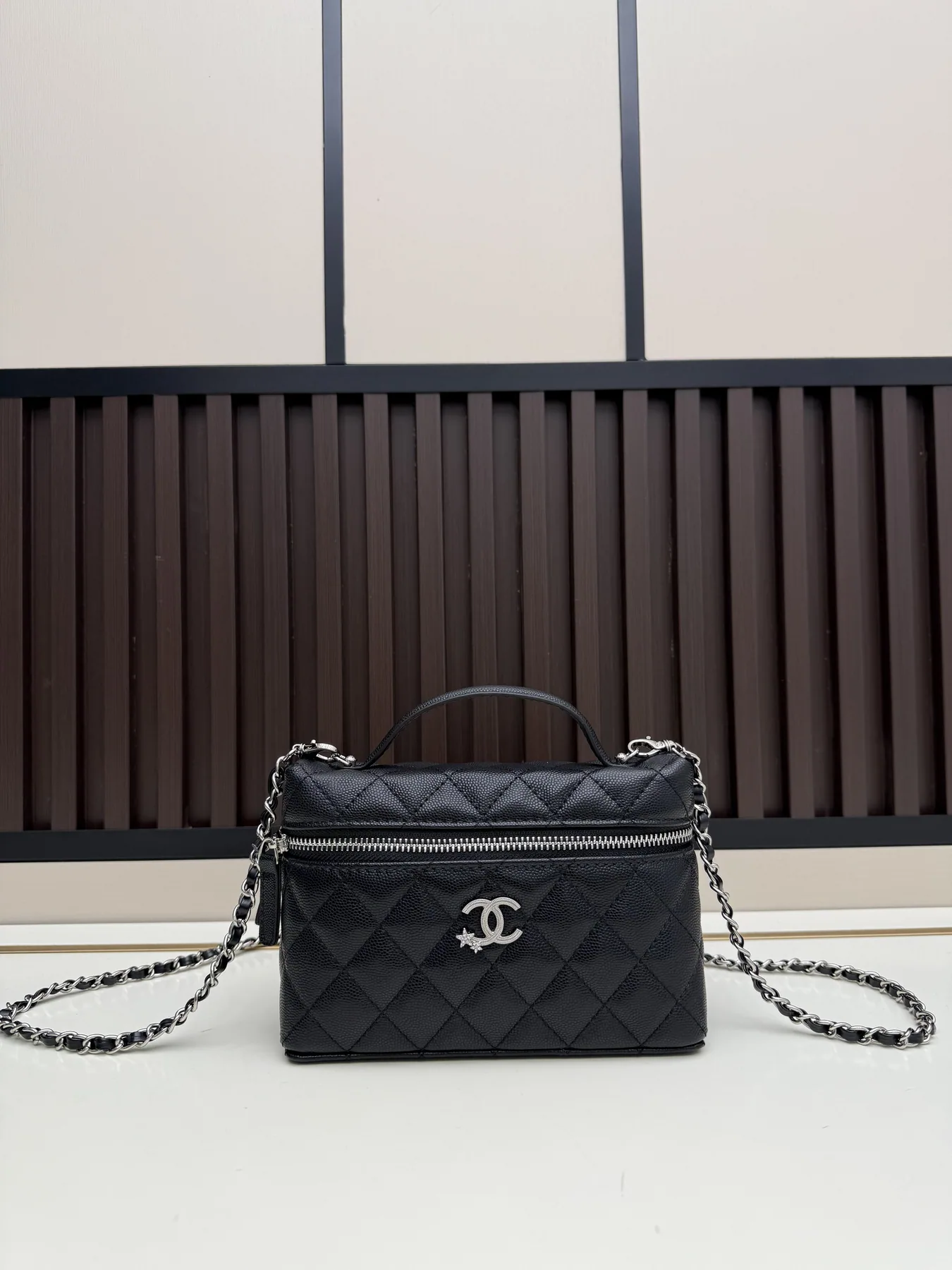Chanel 09140-3 Top-Handle Bag, source view 3, SKU 09140-3