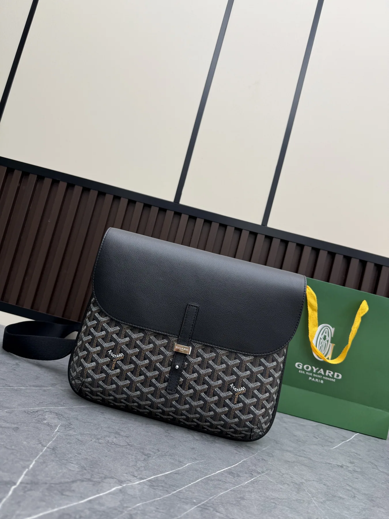 Goyard 6601 Shoulder Bag, source view 1, SKU 6601