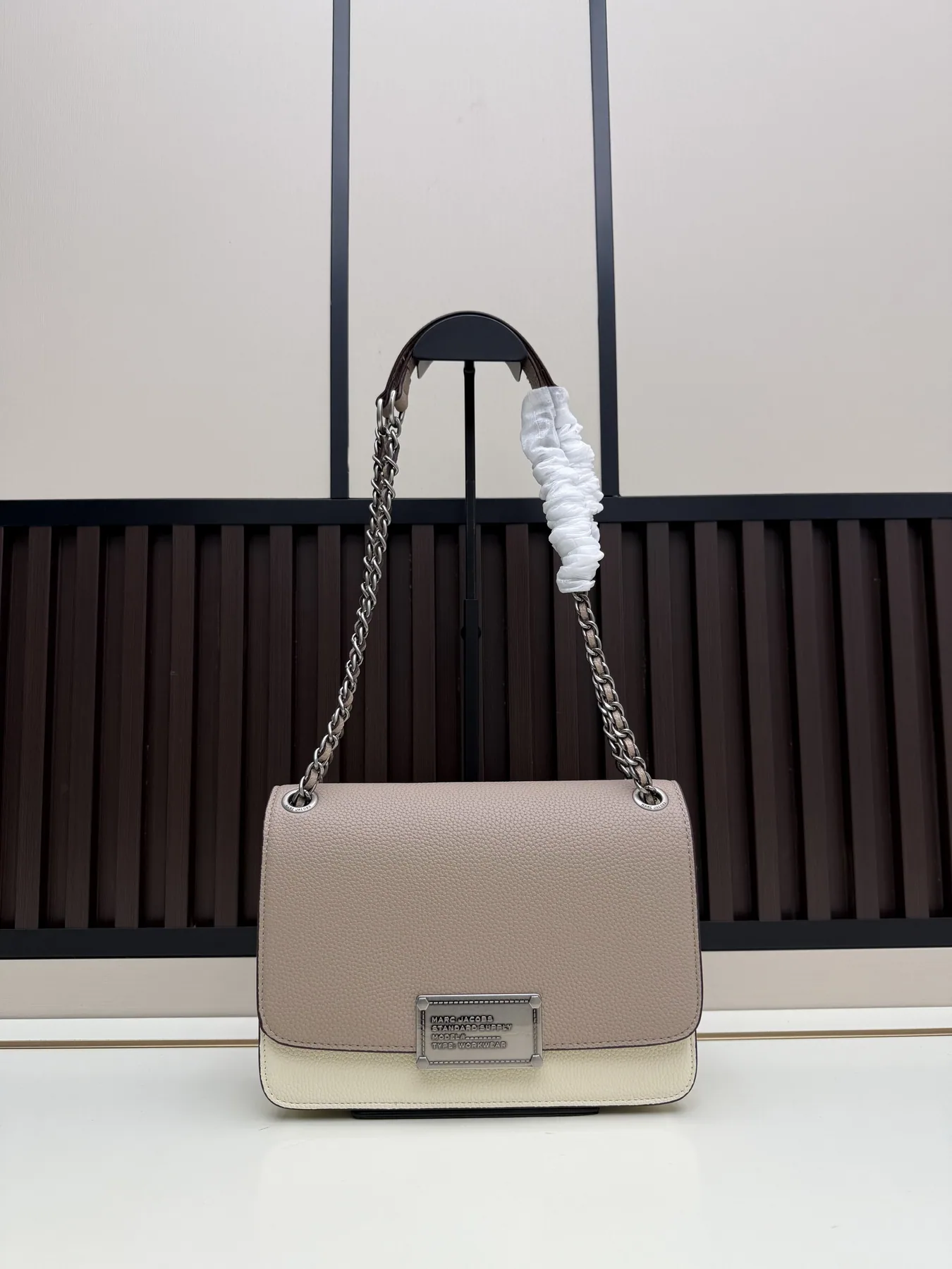 Marc 008942 Chain Shoulder Bag, source view 4, SKU 008942