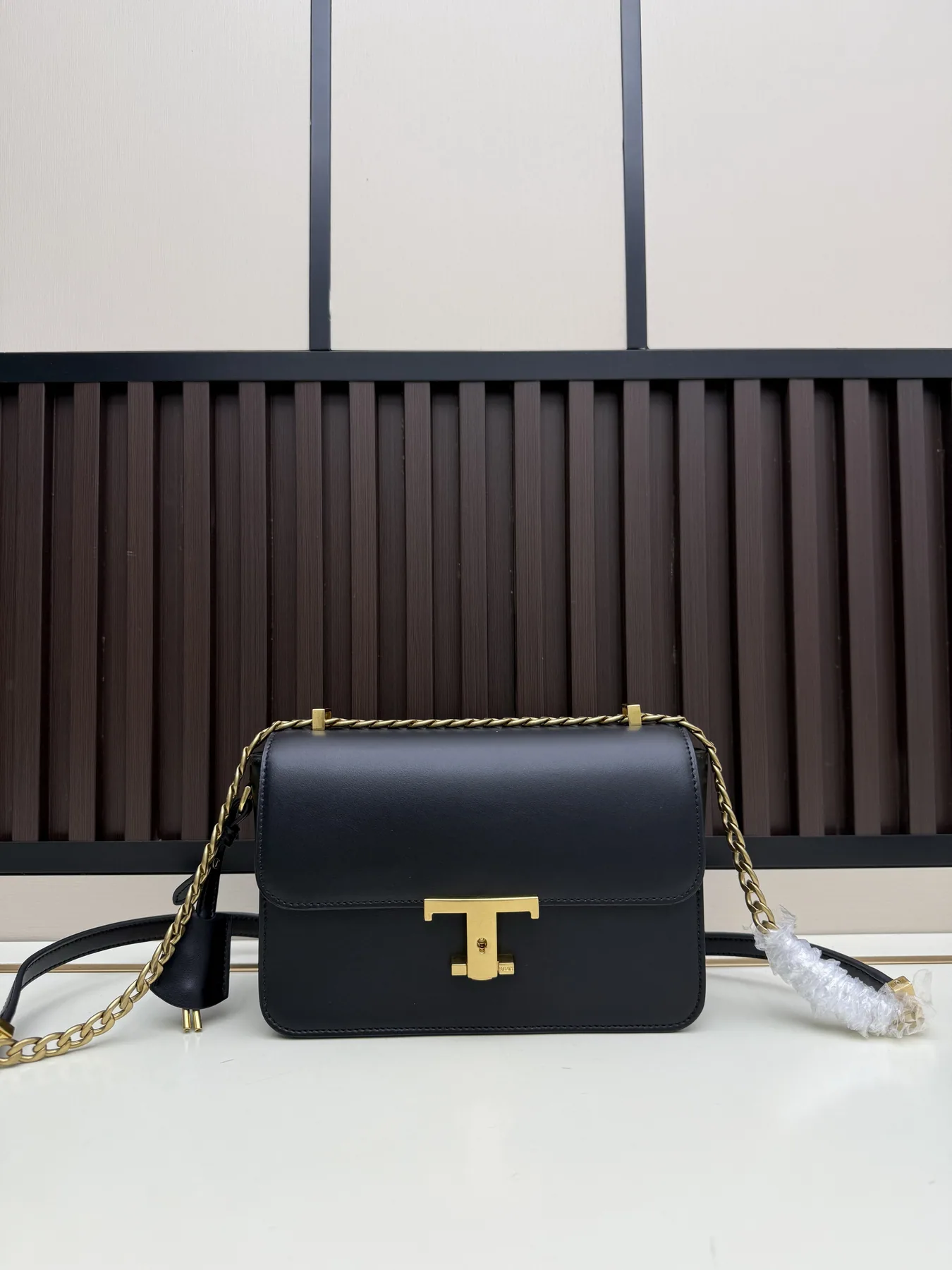 Tods 003855 T-Clasp Flap Crossbody Bag, source view 1, SKU 003855