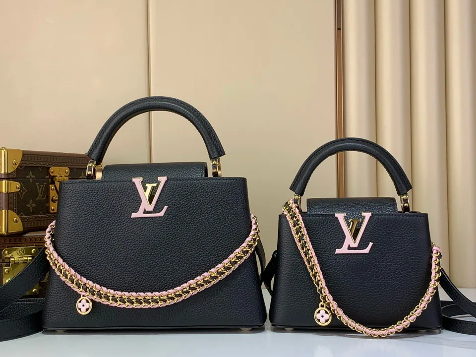 Cap m29439 Logo Chain Mini Top-Handle Bag, source view 4, SKU m29439