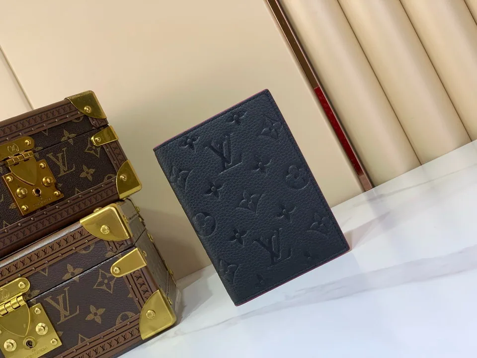 M28991 14x2 Embossed Rectangular Clutch Bag, source view 2, SKU 14x2