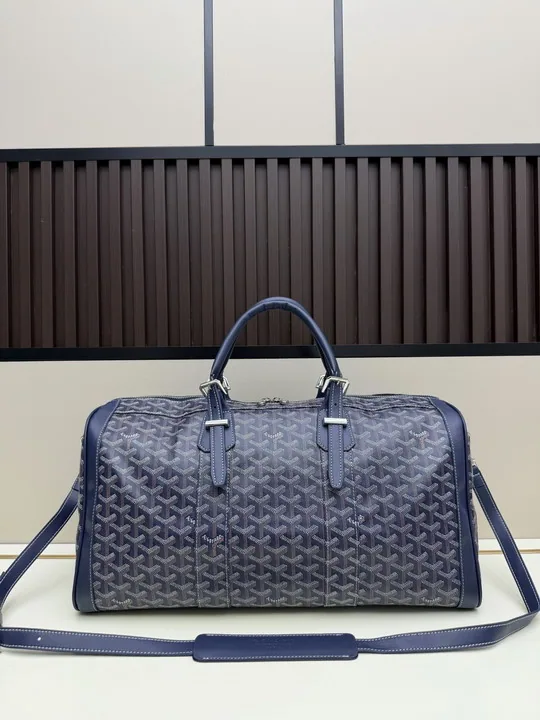 Goyard 2533 Pattern Barrel Travel Bag, source view 4, SKU 2533