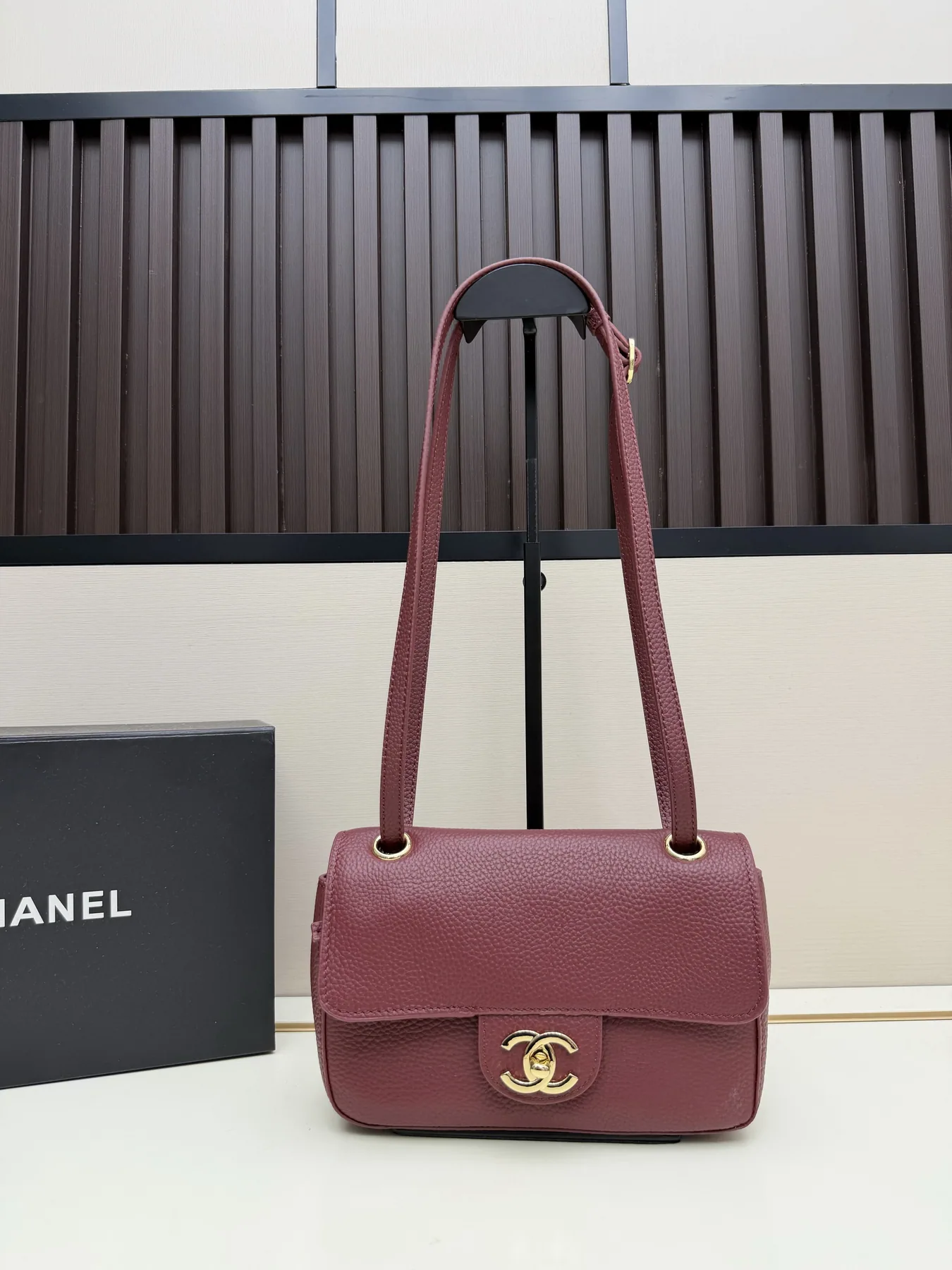 Chanel 060 Flap Shoulder Bag, source view 3, SKU 060