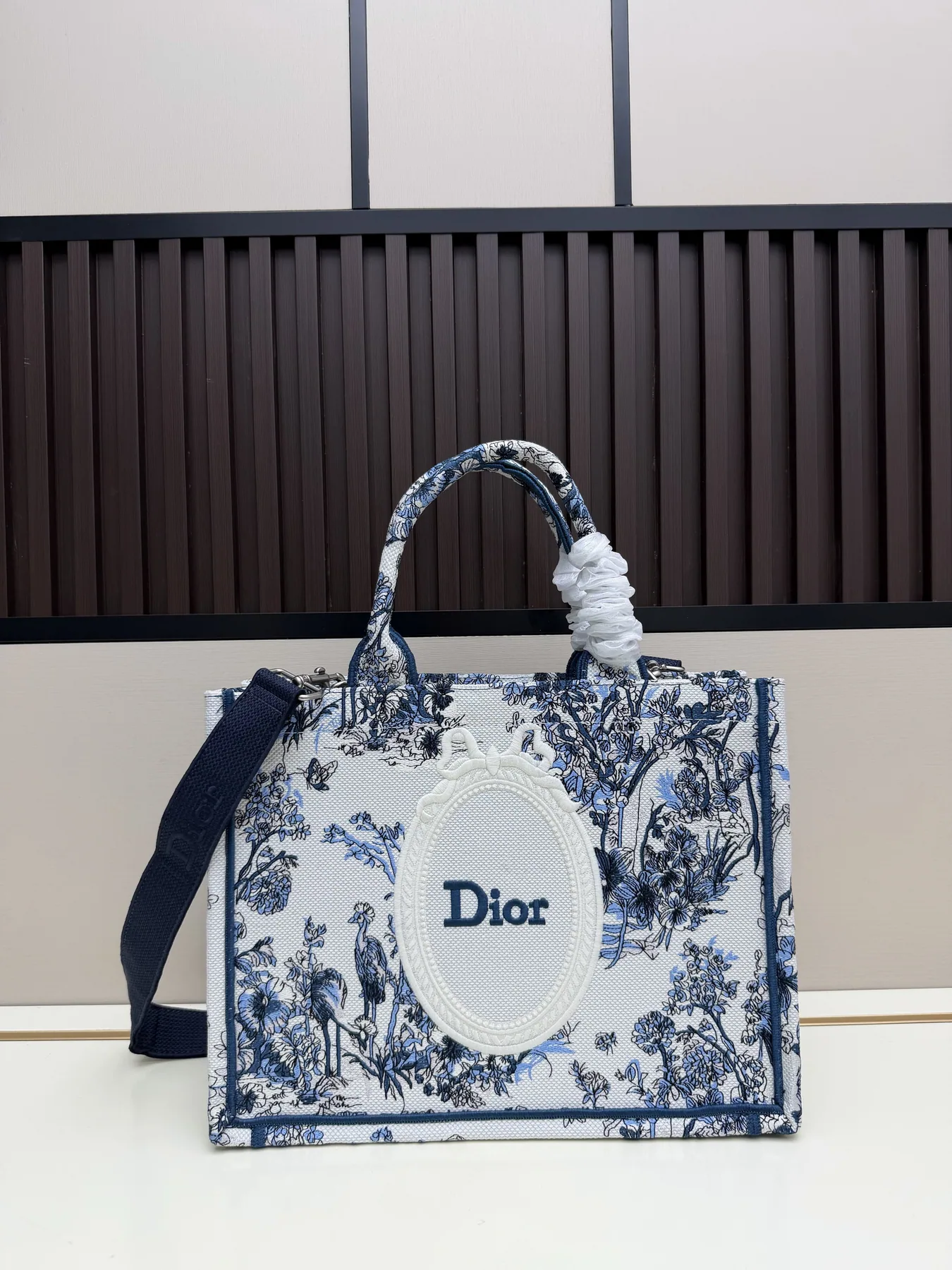 Dior 1296 Tote Bag, source view 4, SKU 1296