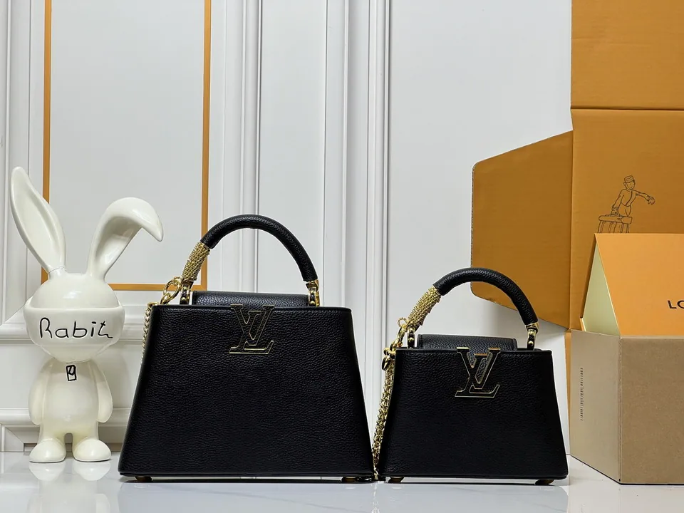 Cap M26328 Top-Handle Bag, source view 4, SKU M26328