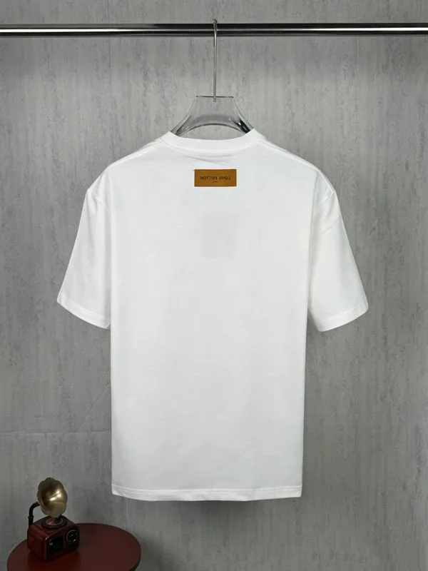 LV lzytx0380 Floral Logo Graphic T-Shirt, source view 3, SKU lzytx0380