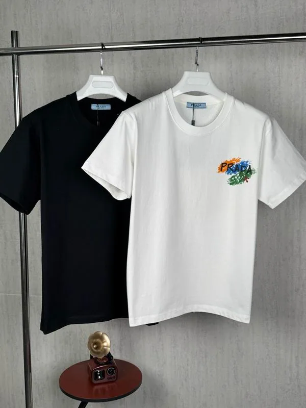 Prada lzytx0290 Bear Graphic Crewneck T-Shirt, source view 1, SKU lzytx0290