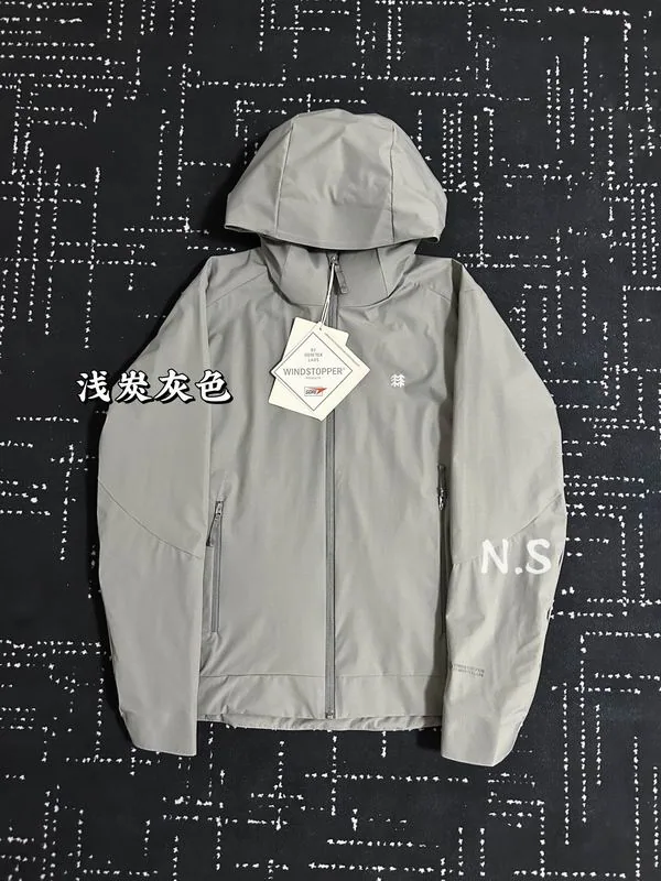 Kolon bhtxB13 Color-Block Hooded Jacket, source view 1, SKU bhtxB13