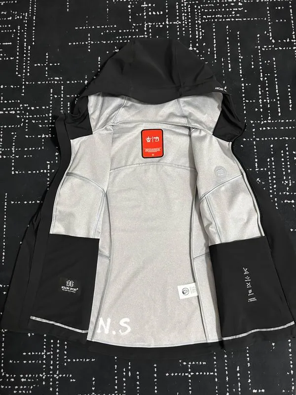 Kolon bhtxS06 Colorblock Hooded Zip Jacket, source view 2, SKU bhtxS06