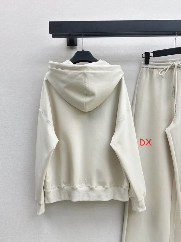 Max 165 Graphic Hoodie and Pants Set, source view 2, SKU 165