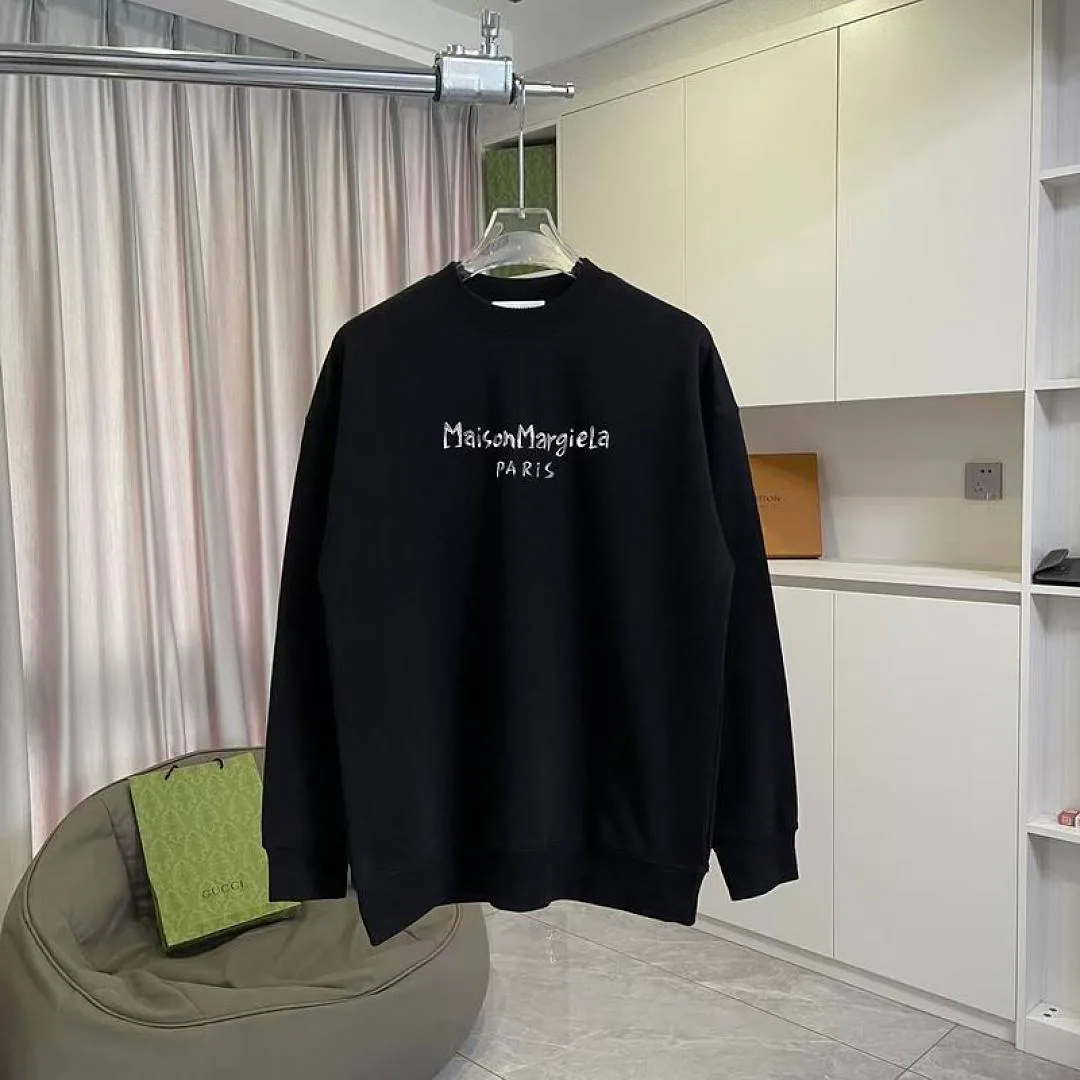 Maison Margiela Number Graphic Crewneck Sweatshirt, catalog view 3, hgntx07