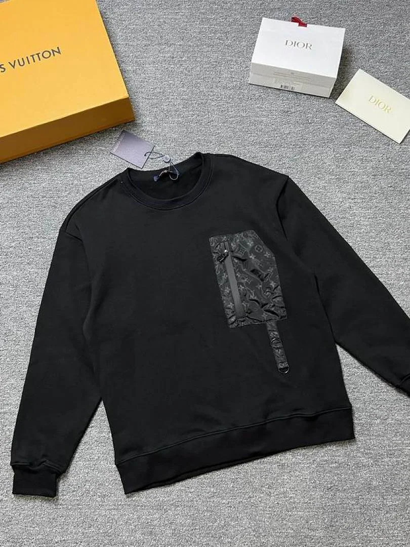 LV Tonal Panel Crewneck Sweatshirt, catalog view 2, hgntx123