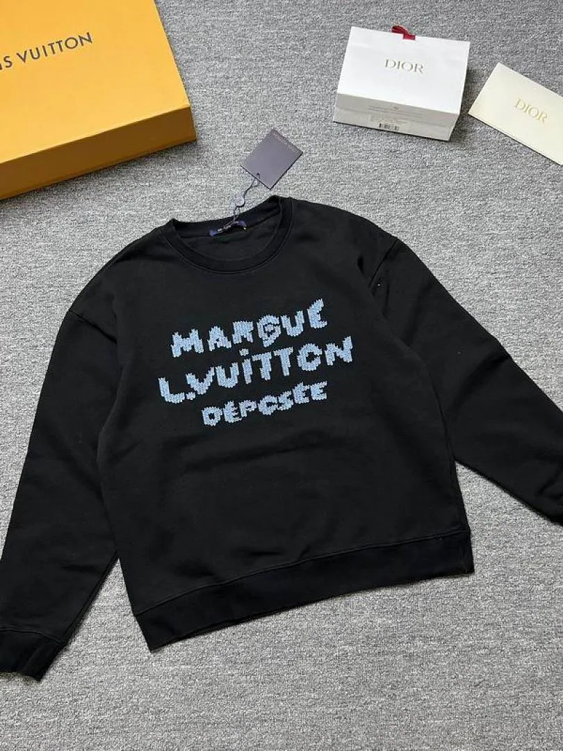 LV Odyssey Letter Crewneck Sweatshirt, catalog view 3, hgntx125