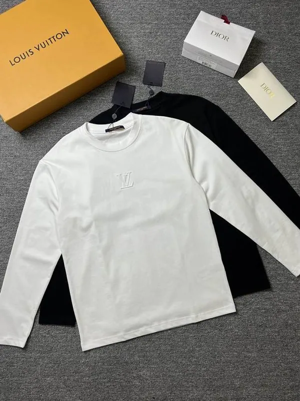 White LV tonal monogram long-sleeve top front view hgntx158