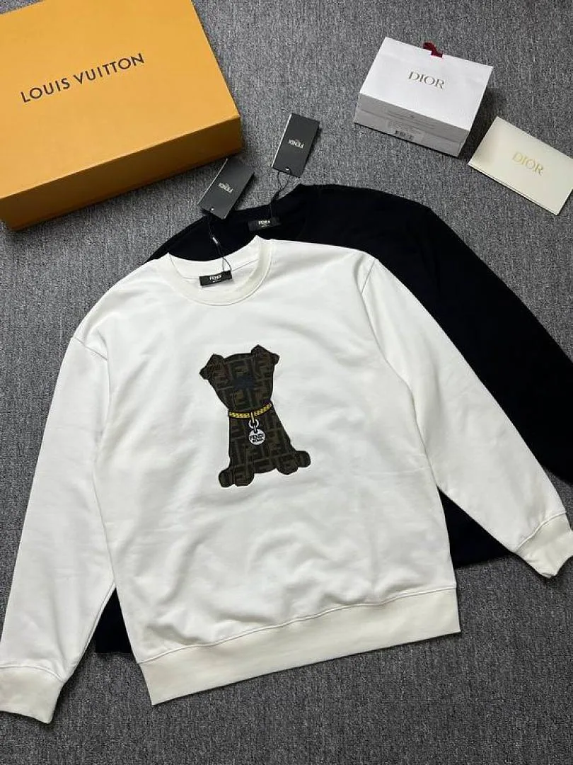 Fendi Bear Graphic Crewneck Sweatshirt, catalog view 1, hgntx185