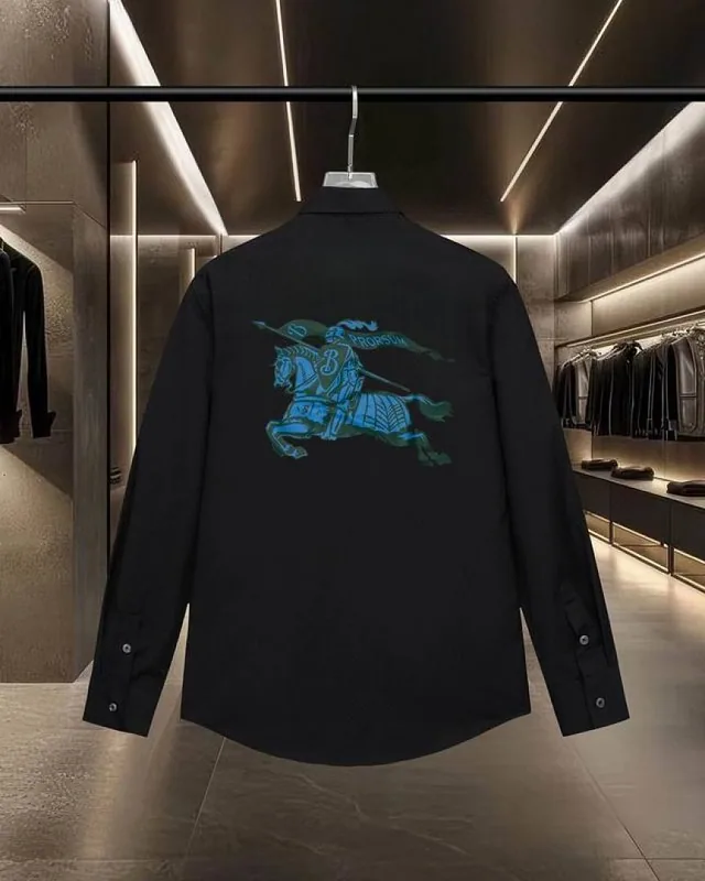 Burberry equestrian graphic shirts in white and black front view hgntx328