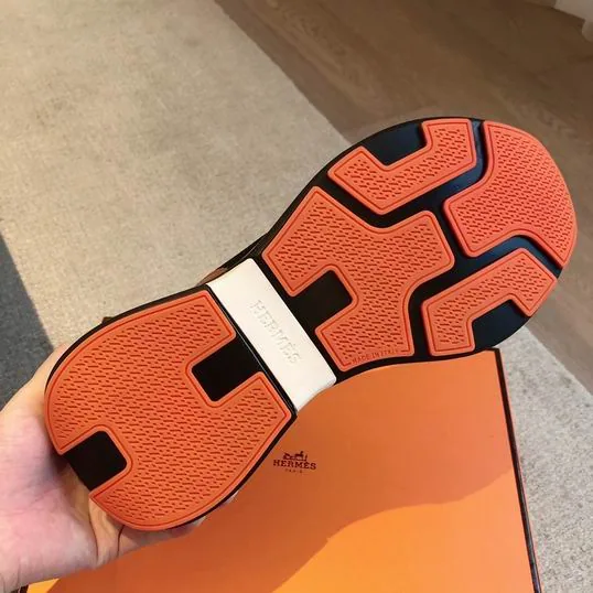 Hermes mnh0216 Sneakers, source view 5, SKU mnh0216