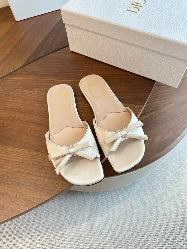Dior mns0703 Bow-Front Open-Toe Mules, source view 5, SKU mns0703