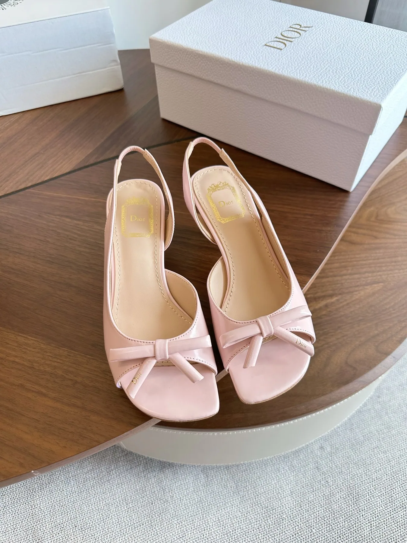 Dior mns0705 Bow Slingback Flats, source view 3, SKU mns0705
