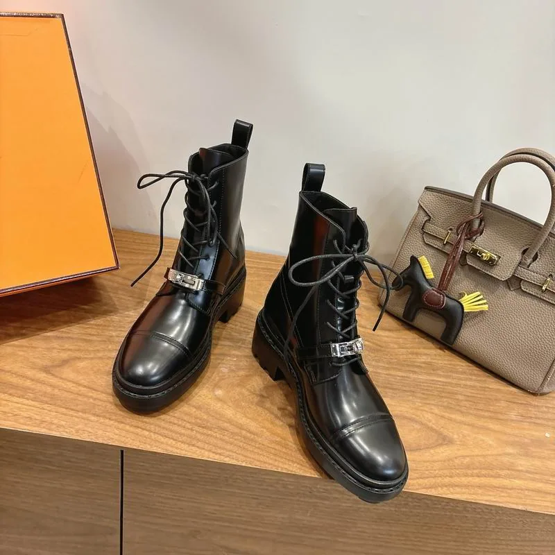 Hermes mns0701 Lace-Up Ankle Boots, source view 1, SKU mns0701