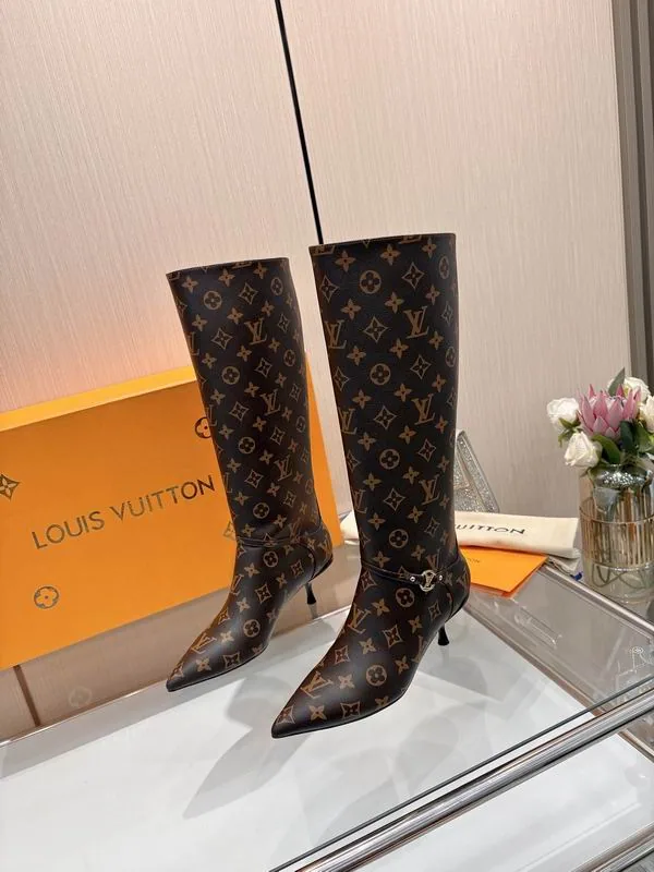 ON mns0703 Pattern Point-Toe Knee-High Boots, source view 2, SKU mns0703