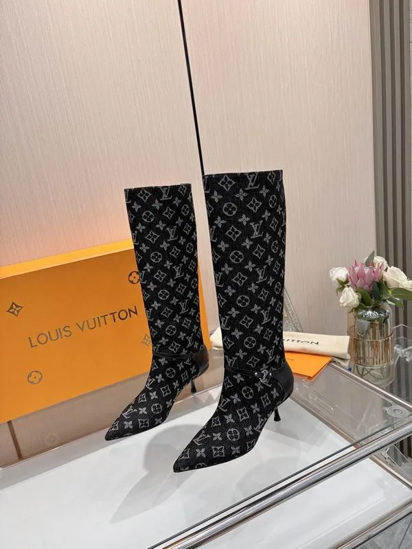 ON mns0703 Pattern Point-Toe Knee-High Boots, source view 4, SKU mns0703