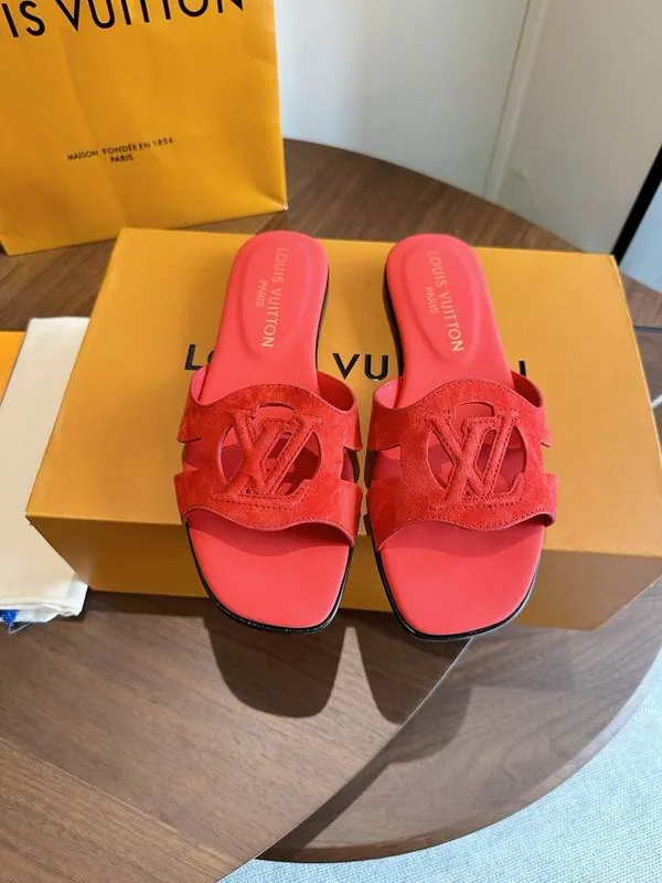 LV mns0763 Sculpted Logo Slide Sandals, source view 3, SKU mns0763