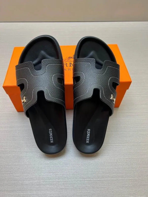 Hermes mns0713 Textured H-Cutout Slide Sandals, source view 2, SKU mns0713