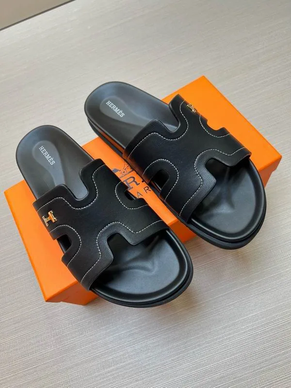 Hermes mns0713 Textured H-Cutout Slide Sandals, source view 3, SKU mns0713