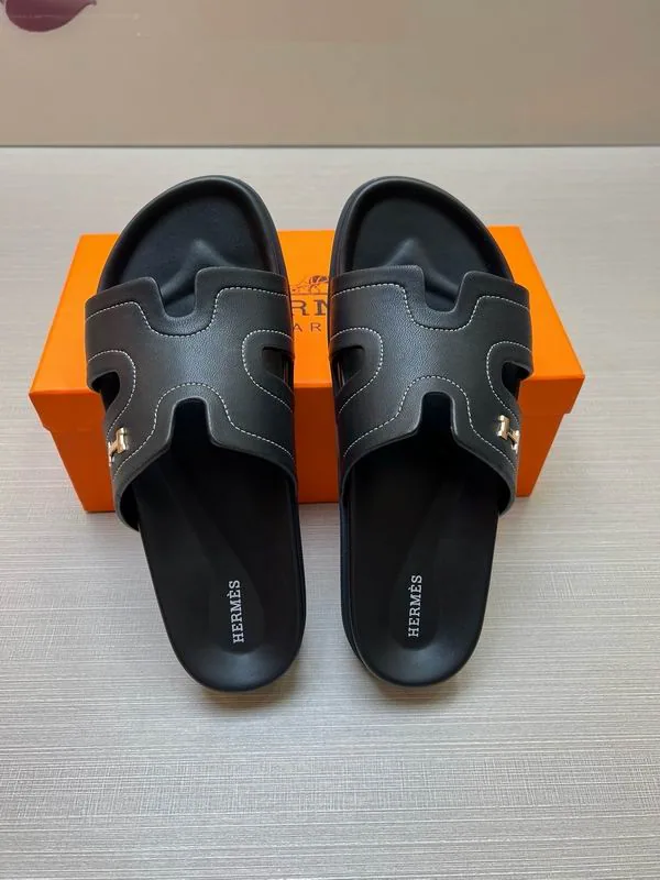 Hermes mns0713 Textured H-Cutout Slide Sandals, source view 4, SKU mns0713