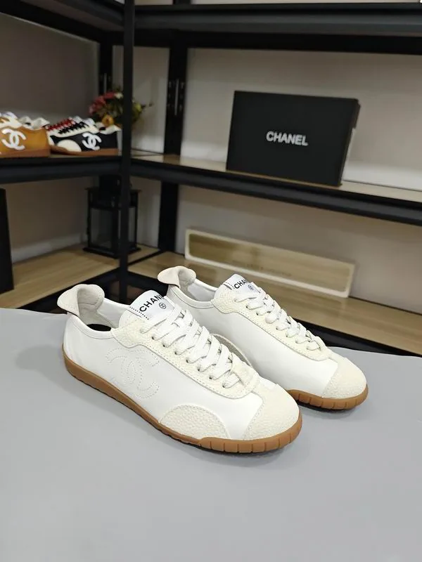 Chanel mns0703 Logo-Panel Low-Top Sneakers, source view 6, SKU mns0703