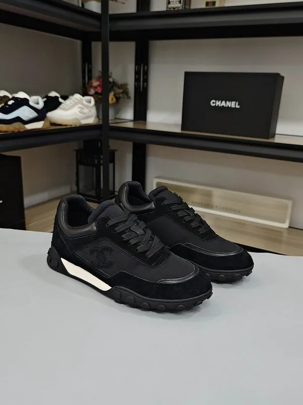 Chanel mns0704 Logo-Panel Runner Sneakers, source view 5, SKU mns0704