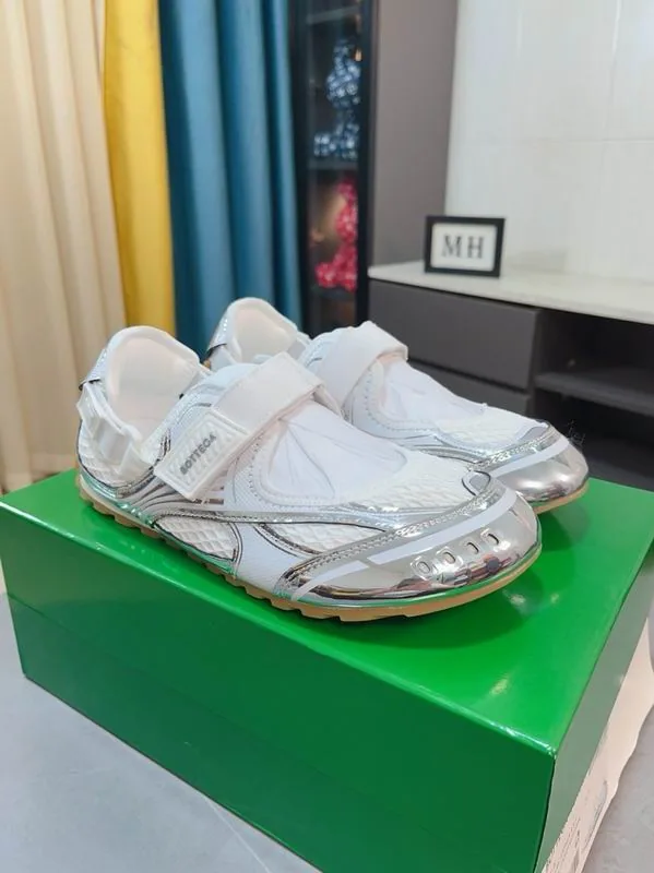 Bottega mns0701 Layered Runner Sneakers, source view 4, SKU mns0701